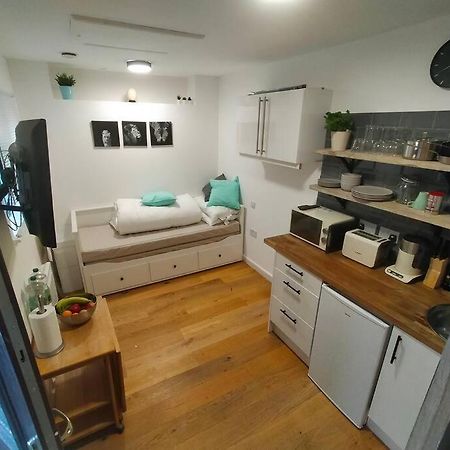 Appartamento Private Self Contained Self Catering Flat Bristol Esterno foto